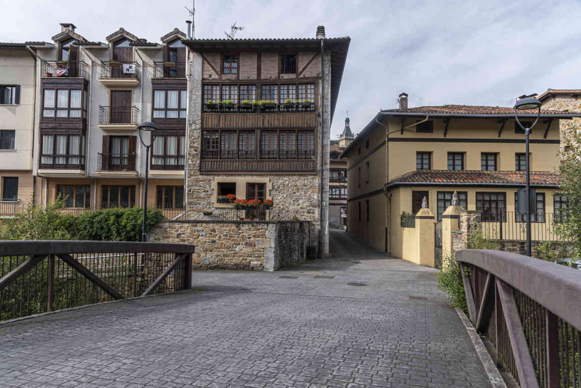 Vizcaya - Areatza 03.jpg
